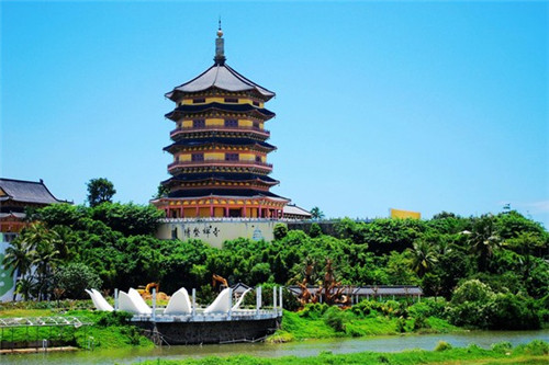 诱回头花艺餐厅鱼蛙火锅